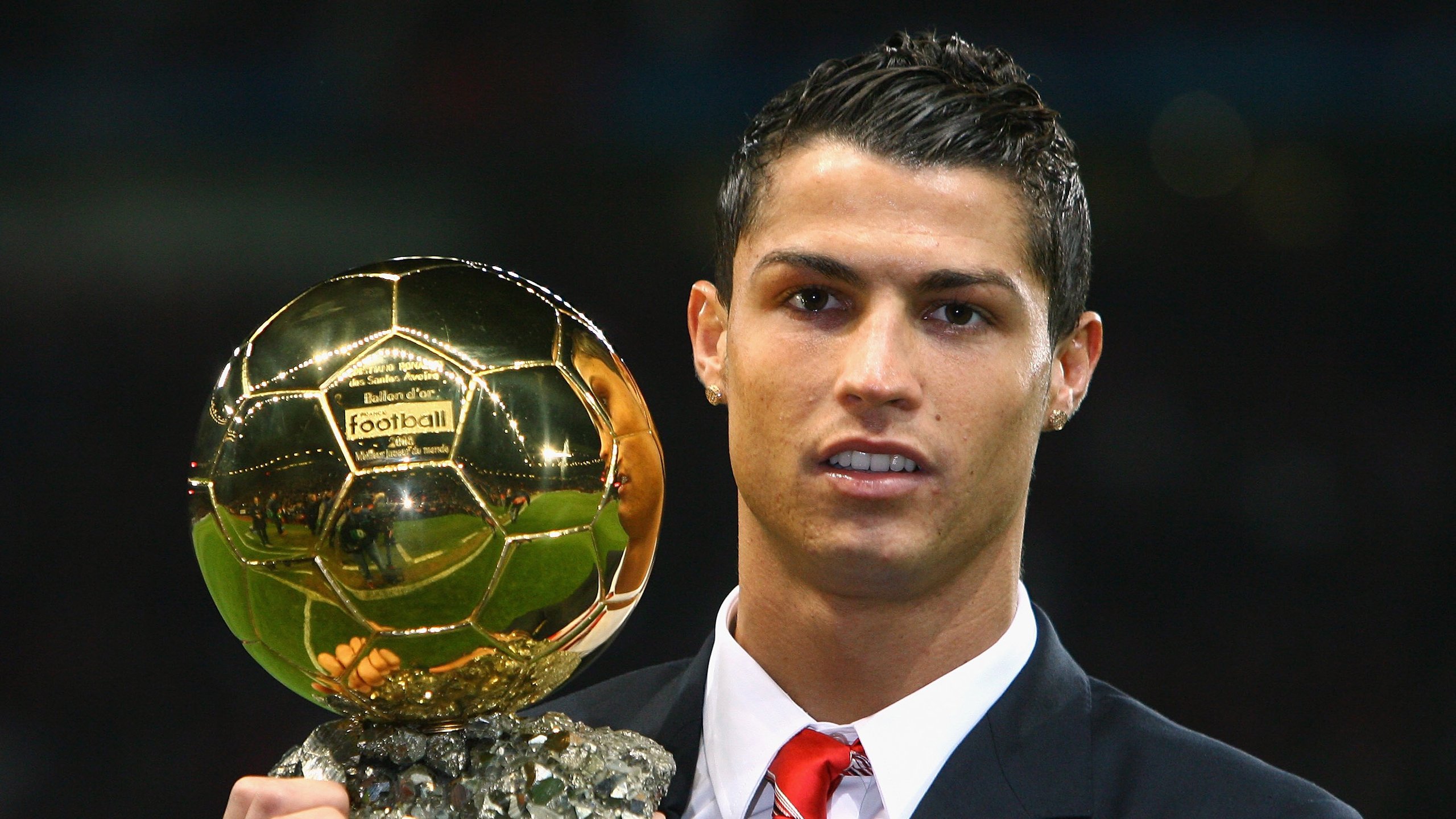 IM体育官方平台-雷恩式闪电撕裂乌克兰防线，哈弗茨化身关键先生改写战局